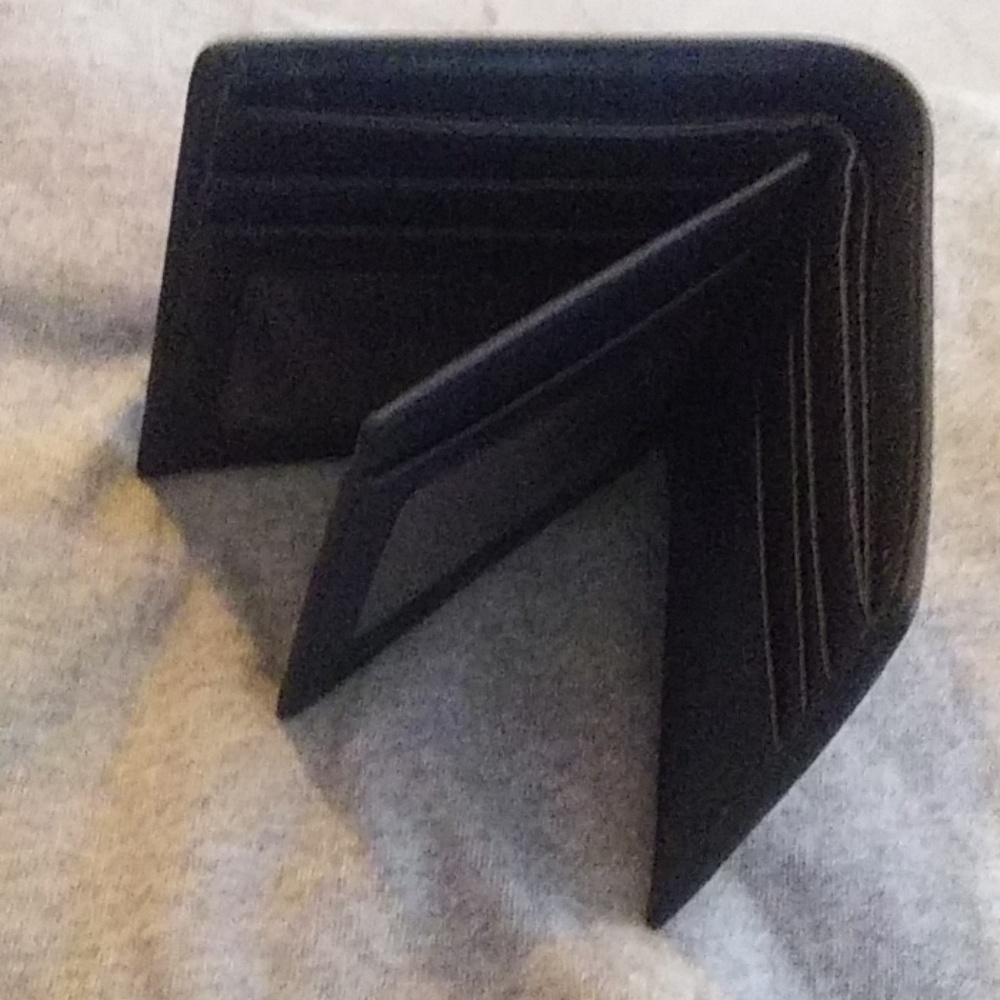Wallet - Picture 2 of 4